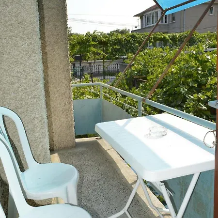 Konukevi лятна генчеви град *