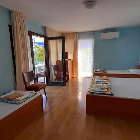 лятна генчеви град Гостевой дом