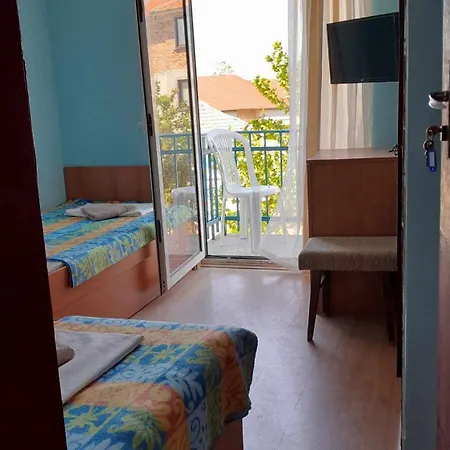 Гостевой дом лятна генчеви град Обзор